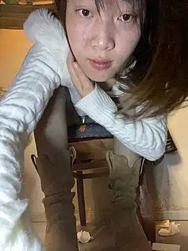 littleqiu9 live sex cam