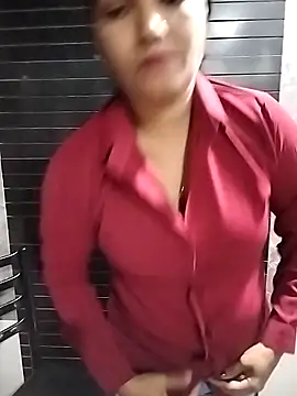 Loveina_horny live sex cam