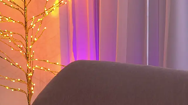 BelleSkye live sex cam