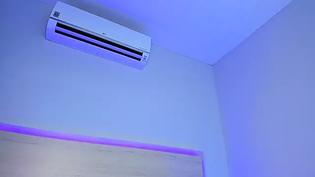 ZoeMorris live sex cam