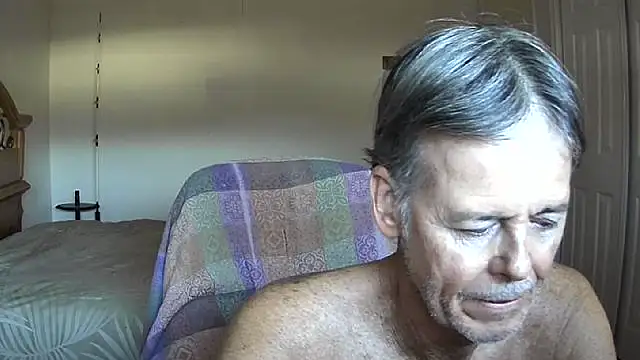 nakeedcowboi65 live sex cam