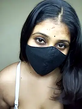 Kushi_Sharmaa live sex cam
