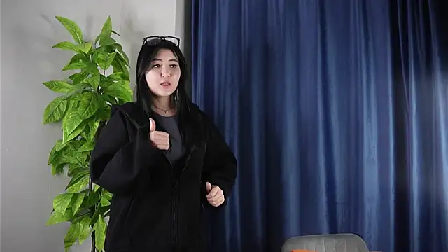 ElnaSharits's cam snapshot