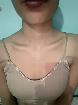 alisha_khan1's cam snapshot