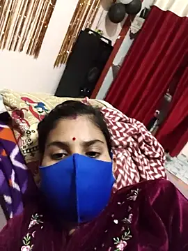 Maahi-Queen's cam snapshot