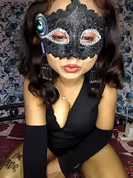 _DesigirlRoshni's cam snapshot