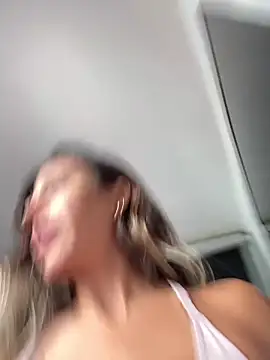 Gipoltergeist live sex cam