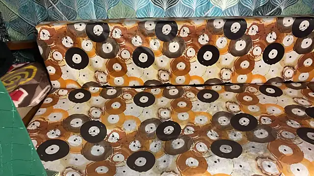 shuhana_'s cam snapshot