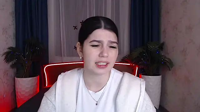 KisaModel's cam snapshot