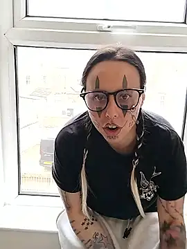 ThatAltGirl's cam snapshot