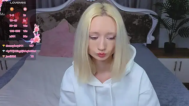 Katia_Kim's cam snapshot