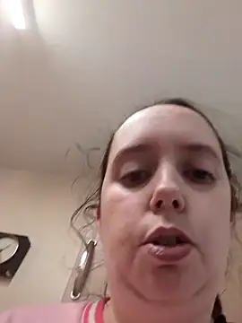 JuicyLucyy69's cam snapshot