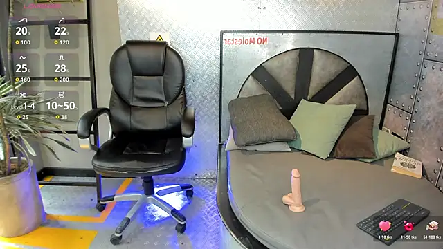 MarcoVitto live sex cam