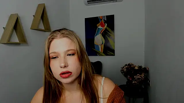 SweetDaylight's cam snapshot