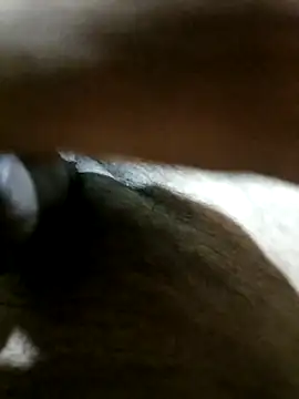 mumbai_black's cam snapshot