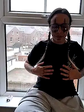 ThatAltGirl's cam snapshot