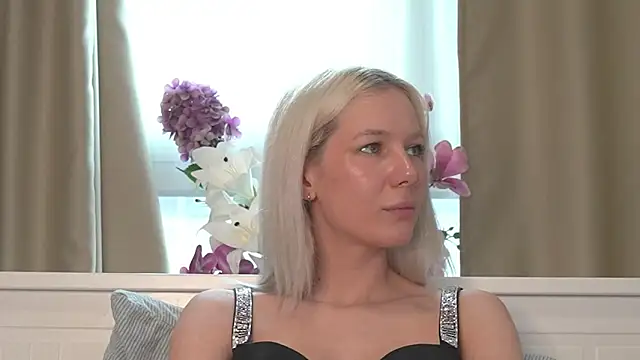 RanyThomson's cam snapshot