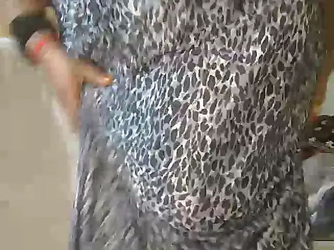 Cute_Ruhi99's cam snapshot