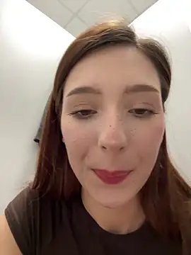 LilluKatten live sex cam