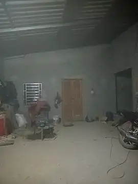 cutebobi's cam snapshot