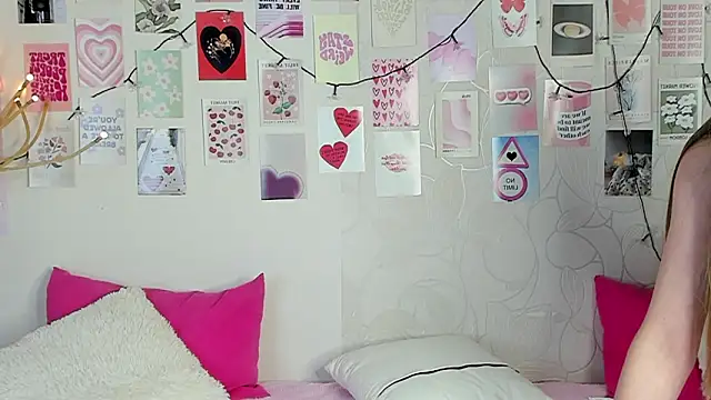 little_radiant_sun's cam snapshot