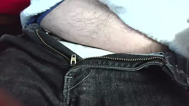 hairyandtiny's cam snapshot