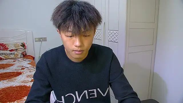 Chocolates-001's cam snapshot