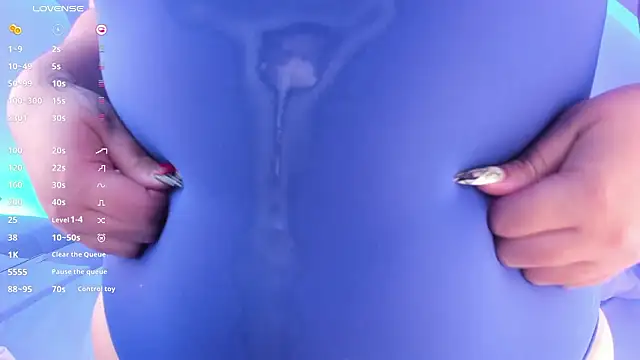 NanaOsaky live sex cam