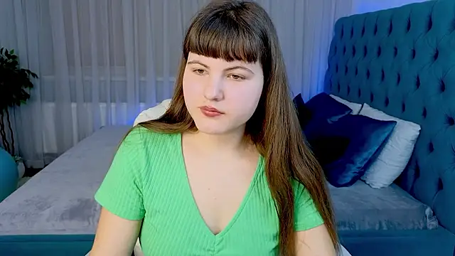 Miss__Poly's cam snapshot