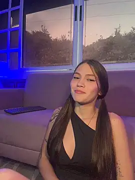 EmmaJhoons's cam snapshot