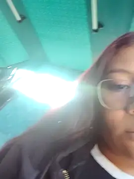 StornBunnyy_'s cam snapshot