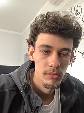 Pytergreensex's cam snapshot