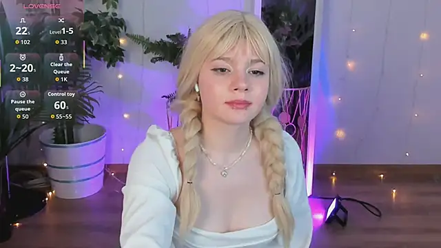 mellybloom's cam snapshot