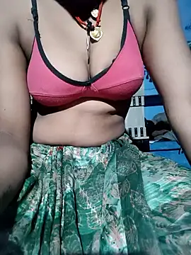 Queen_chayna's cam snapshot