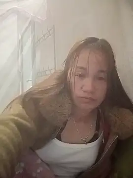 cutebobi's cam snapshot