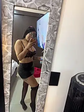 Valentinamendez__'s cam snapshot