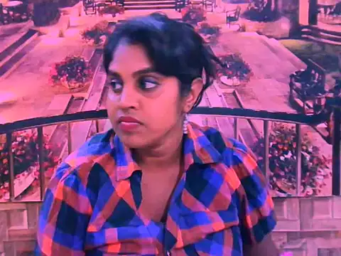 IndianDiva27's cam snapshot