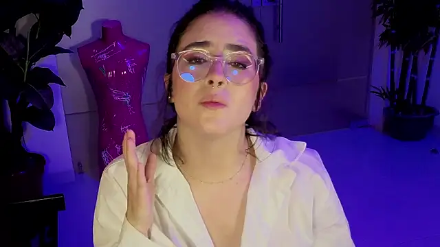 LiLLiAnderson's cam snapshot