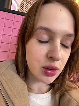 hani_obsessed's cam snapshot