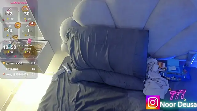 Candaceoweens's cam snapshot