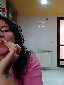 Megan_hotwife_'s cam snapshot