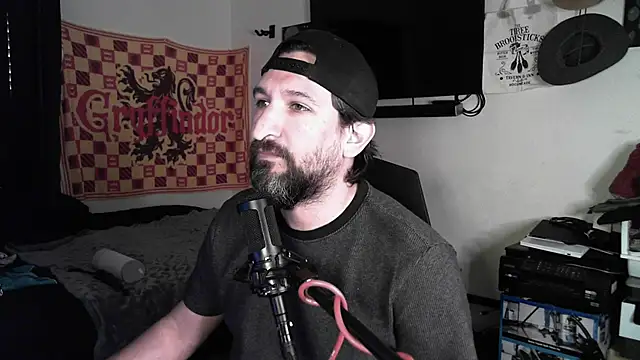 DevilPup75_'s cam snapshot