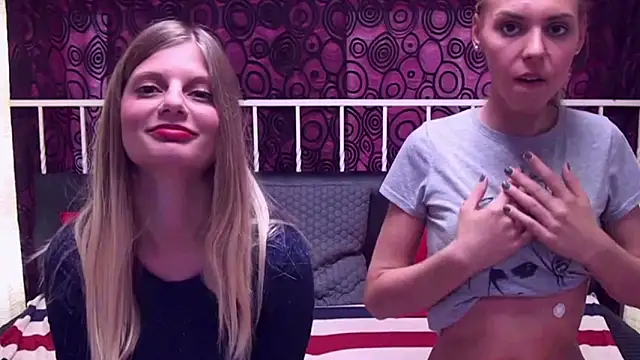 BlondeWitches live sex cam