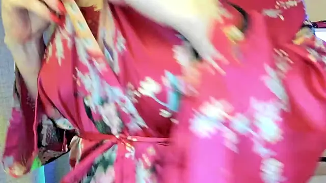 feliziaDesire's cam snapshot