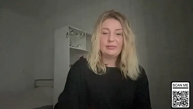 Blondie_xoxoxo's cam snapshot