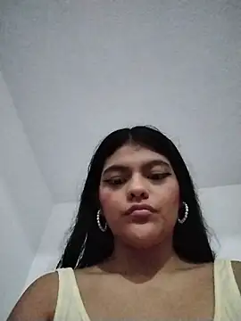 NIKIBUNNY's cam snapshot