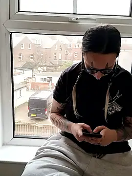 ThatAltGirl's cam snapshot