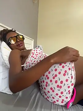 NaughtyGymBabe's cam snapshot