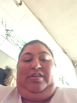 curvy_diva_'s cam snapshot