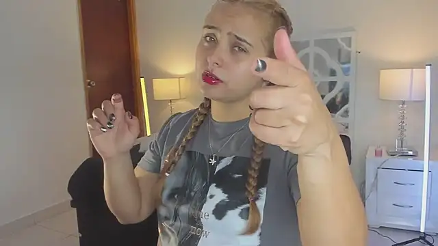 MikaelaStone live sex cam